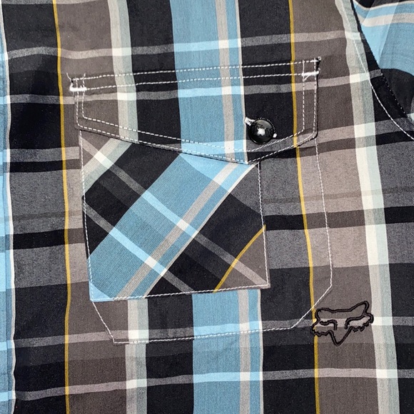 Fox | Men’s Button Down Plaid Short Sleeve Shirt - Size Small - Picture 3 of 7